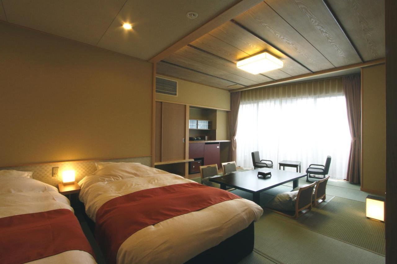 Atami Juraku Hotel Exterior foto